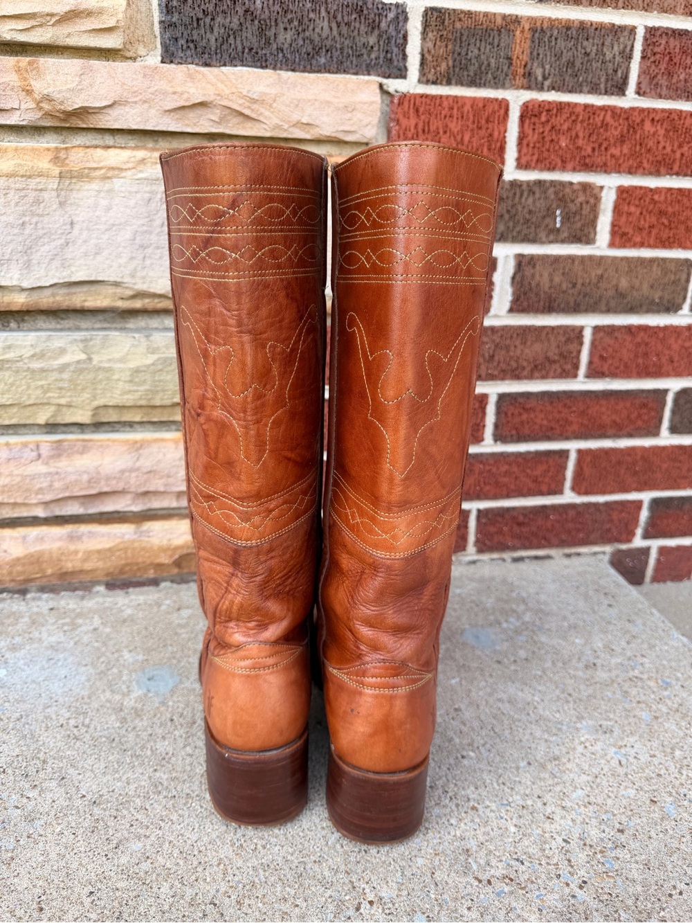 Vintage Frye Campus Stitching Horse Boots - Picture 4 of 8